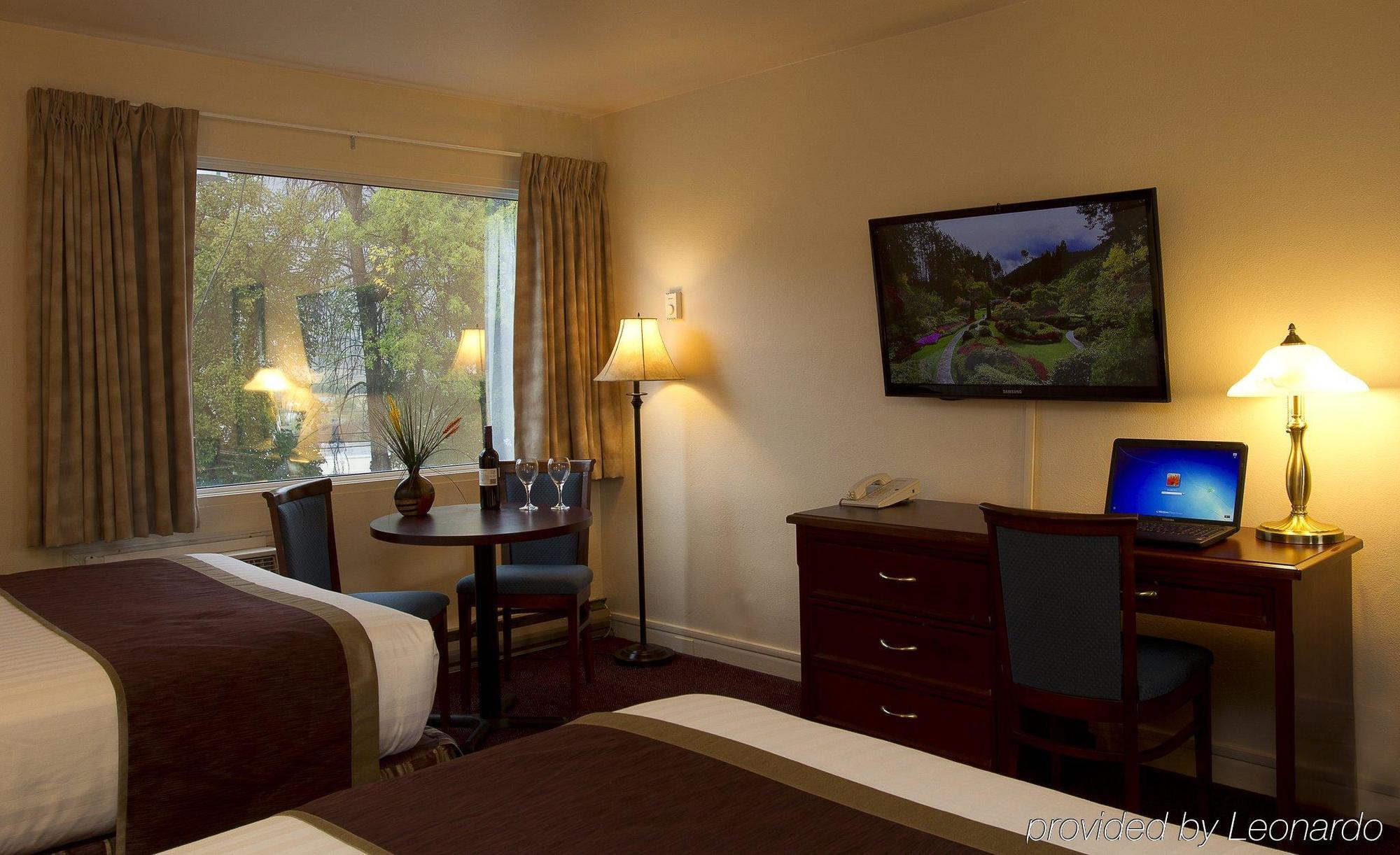 Scott'S Inn & Suites Kamloops Ngoại thất bức ảnh