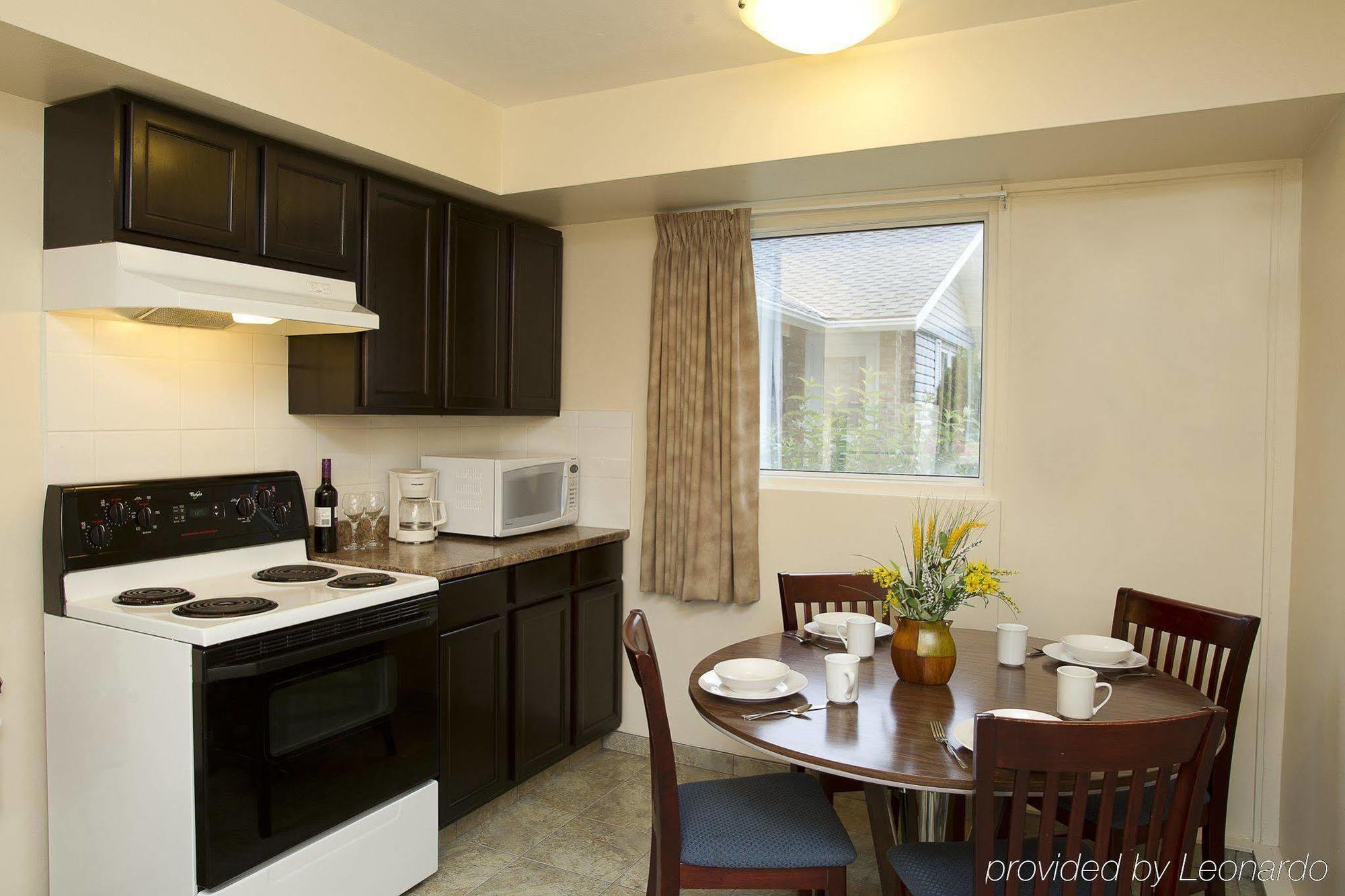 Scott'S Inn & Suites Kamloops Ngoại thất bức ảnh
